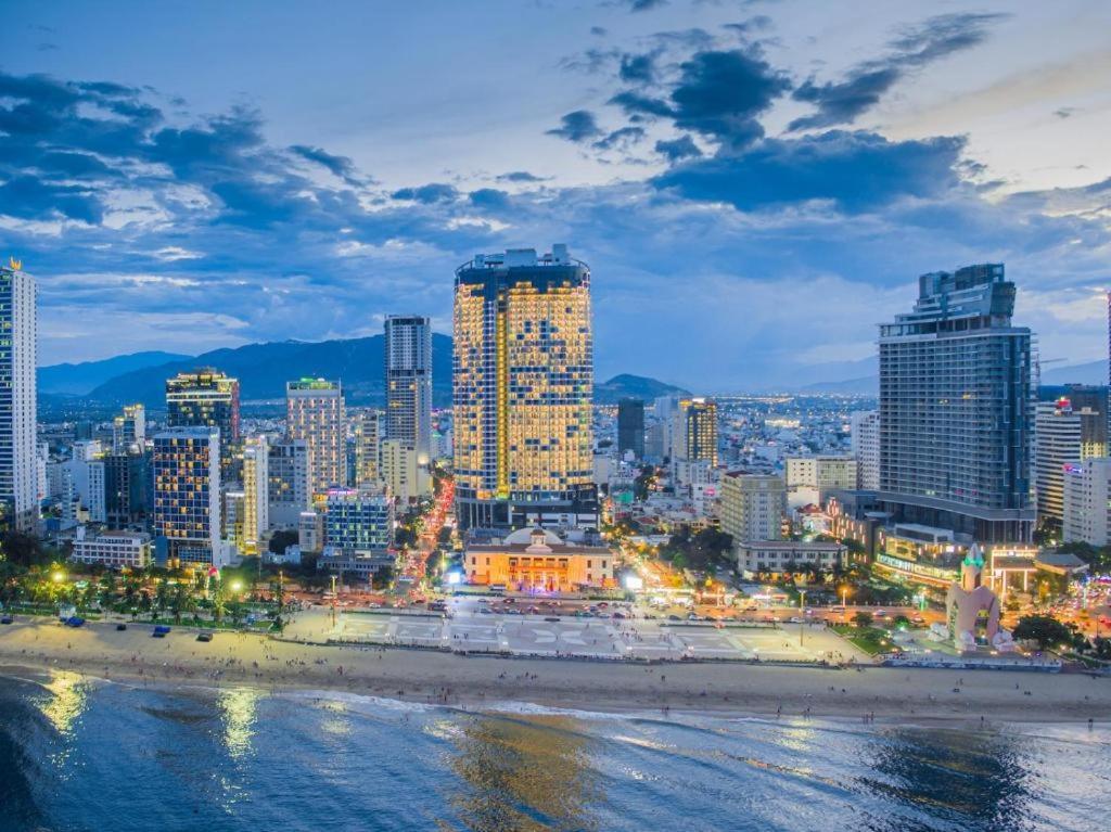Panorama Luxury Sea View Apartment Nha Trang Extérieur photo